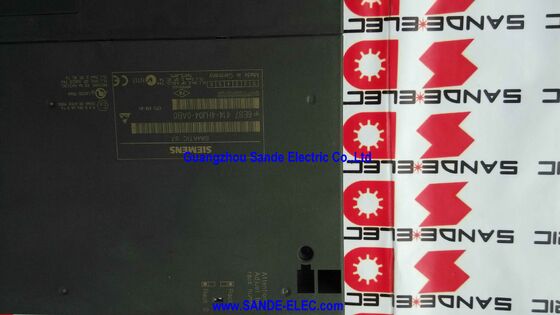 La unidad central 6ES7 414-4HJ04--0AB0 6ES7414-4HJ04--0AB0 6ES7414-4HJO4--OABO