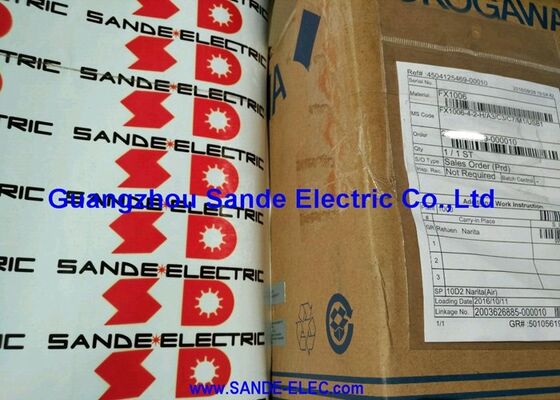 Se trata de un dispositivo de grabación sin papel de Yokogawa FX1006-4-2-H/A3/C3/C7/M1/USB1 FX100642HA3C3C7M1USB1