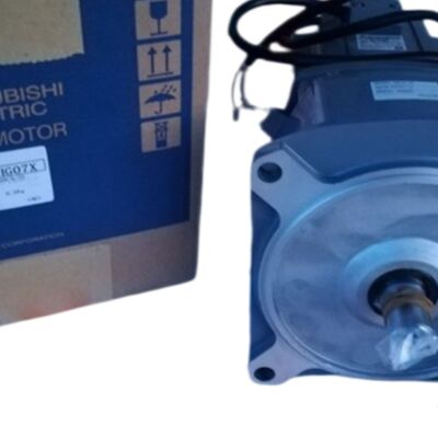 Un motor servo Mitsubishi original nuevo HA-FF43G1 HAFF43G1