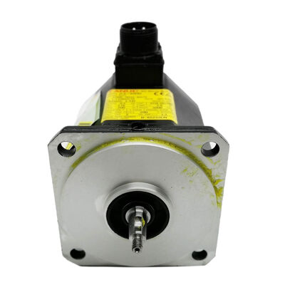 A06B-0032-B575 Fanuc Servomotor de CA A06B0032B575 AO6B-OO32-B575 El motor de CA de Fanuc es un motor de CA que tiene una capacidad de transmisión de energía superior a 100 W.