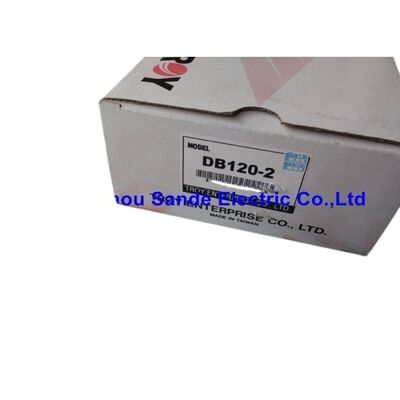 El motor y el controlador DB120-2