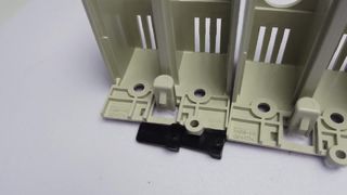 Mitsubishi TCL-05SV2 Cubierta de terminal grande W75 2 polos | Accesorio MCCB NF63-SV NF32-SV Nuevo en stock